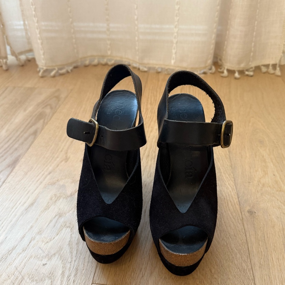 Pedro Garcia ~ Leather Suede Peep-Toe Wedge 38